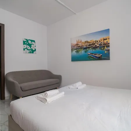 Comfortable Near The Seafront With Free Wifi And Air Conditioning *