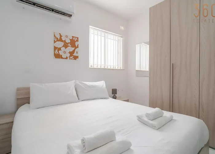 Lejlighed Comfortable Near The Seafront With Free Wifi And Air Conditioning *