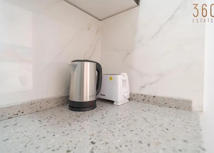 Comfortable Near The Seafront With Free Wifi And Air Conditioning * Gzira