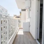 Comfortable Near The Seafront With Free Wifi And Air Conditioning