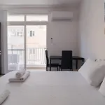 Comfortable Near The Seafront With Free Wifi And Air Conditioning شقة *