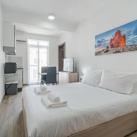 Comfortable Near The Seafront With Free Wifi And Air Conditioning *