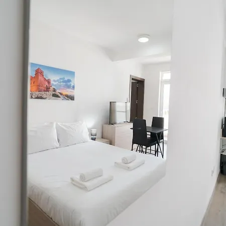 Comfortable Near The Seafront With Free Wifi And Air Conditioning * Gzira