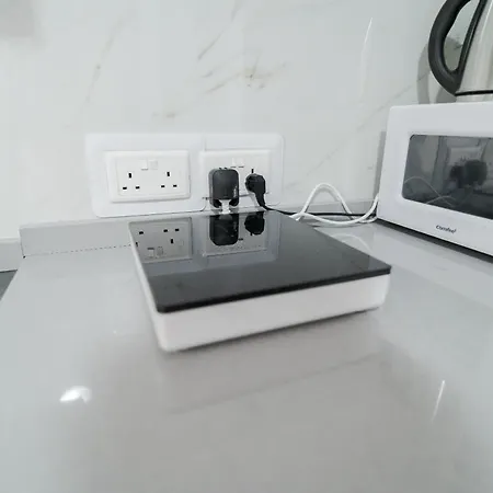 Comfortable Near The Seafront With Free Wifi And Air Conditioning Apartment *