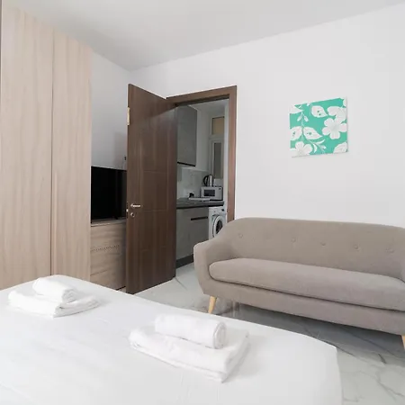 Apartment Comfortable Near The Seafront With Free Wifi And Air Conditioning Gzira