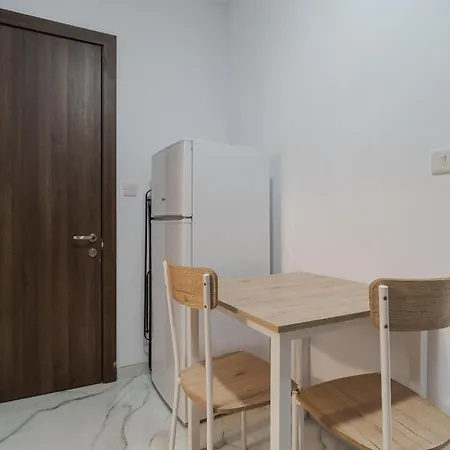 Comfortable Near The Seafront With Free Wifi And Air Conditioning *