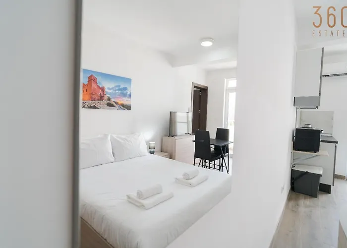 Comfortable Near The Seafront With Free Wifi And Air Conditioning * Gzira