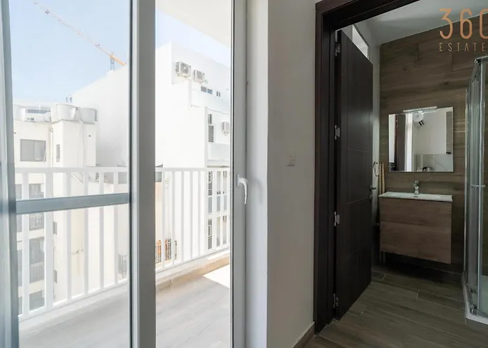 Comfortable Near The Seafront With Free Wifi And Air Conditioning Appartement *