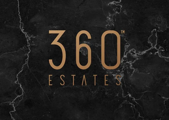 Comfortable Near The Seafront With Free Wifi And Air Conditioning * 그지라